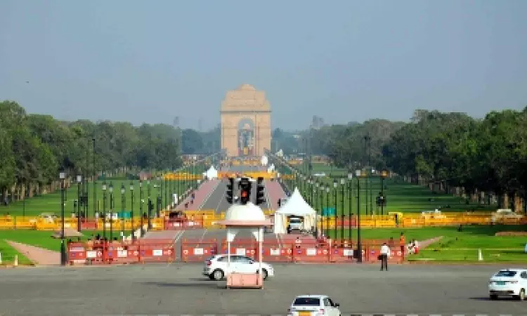 Delhi records minimum temperature of 26.8 degrees, 73% humidity