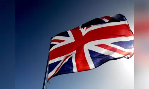 Tripling of fines for those supporting illegal migrants in UK