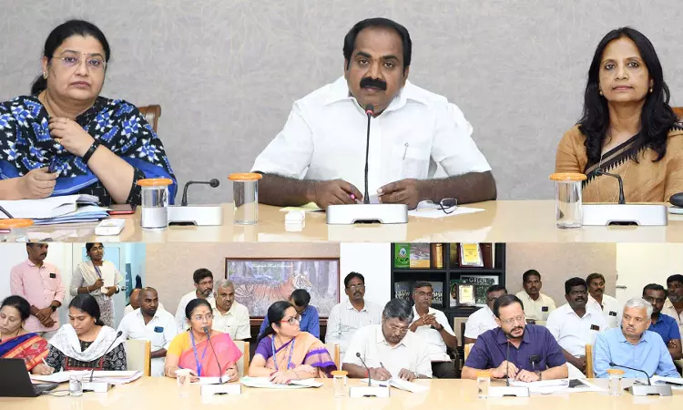 Environment Min holds meeting with coir industries at Secretariat