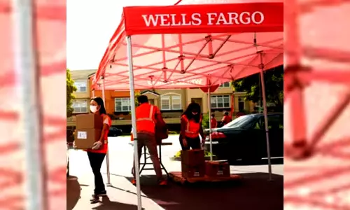 US regulators fine top banks $549 mn over use of WhatsApp, iMessage