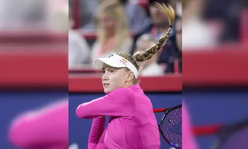 Canadian Open: Rybakina outlasts Kasatkina in marathon quarter-finals