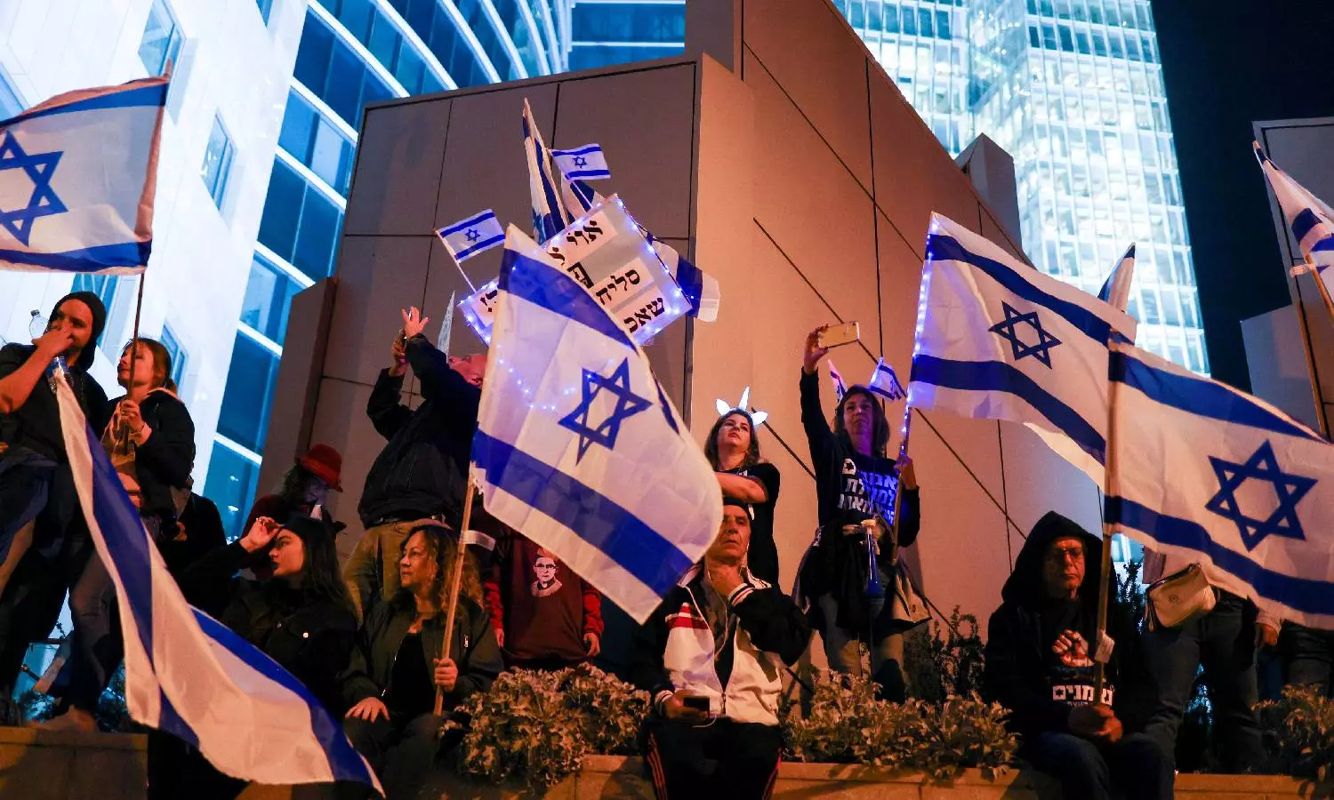 Israel: Thousands take to street against Netanyahu’s judicial overhaul