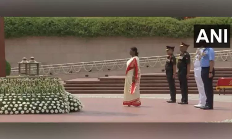I-Day 2023: Prez Murmu pays tributes at National War Memorial