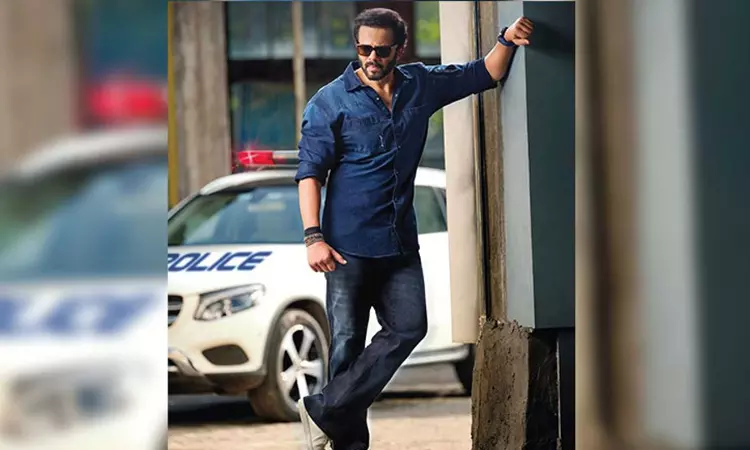 Director Rohit Shetty celebrates 77th Independence Day with Mumbai Police