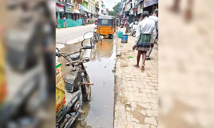 Perambur residents still haunted by illegal wastewater disposal Perambur residents still haunted by illegal wastewater disposal