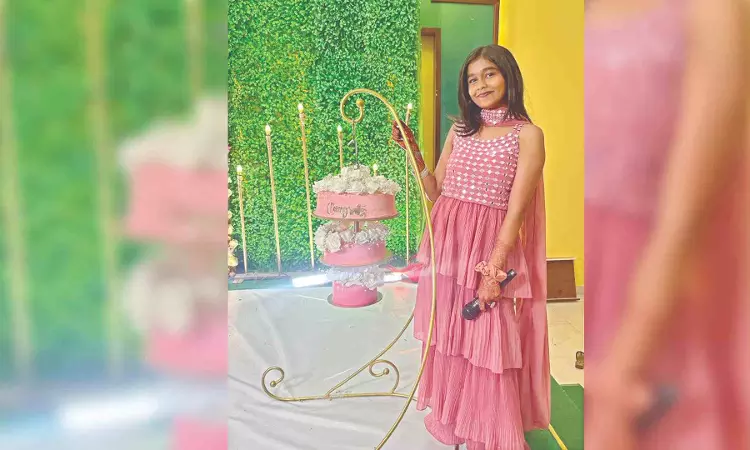 YUMMY CAKES TO ANIMAL RIGHTS, THIS 15-YR-OLD HAS A RECIPE FOR PASSION