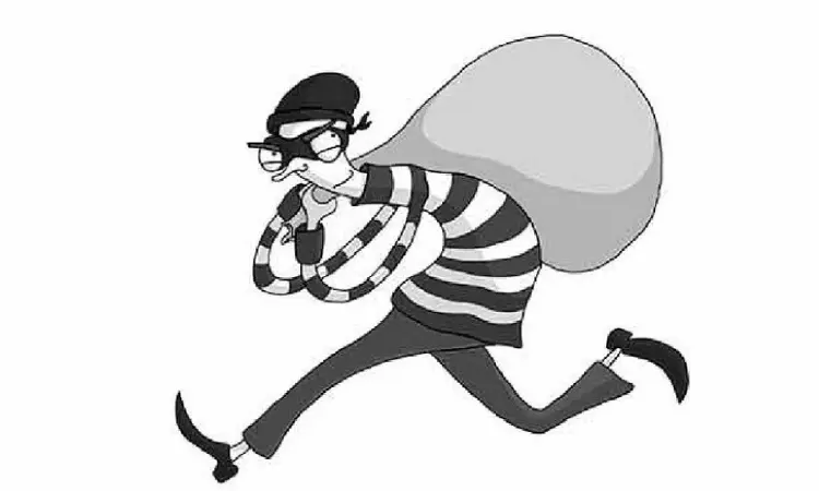 4 from Anaicut arrested for idol theft from shrine near Alangayam village