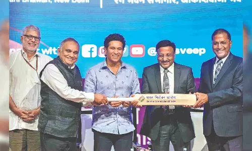 EC ‘national icon’ Sachin’s clarion call to Young India