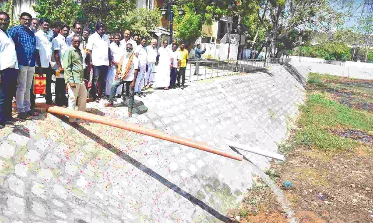 Thanks to residents, Chola-era Azhagi Kulam gets new lease of life