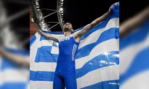 Olympic champion Tentoglou clinches world title with last jump