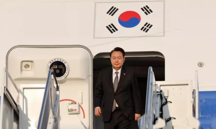 S.Korean Presidents approval inches up to 37.6%
