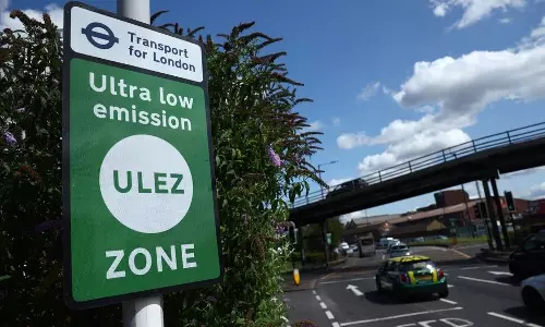 Londons contentious clean air zone ULEZ extends to entire city Londons contentious clean air zone ULEZ extends to entire city