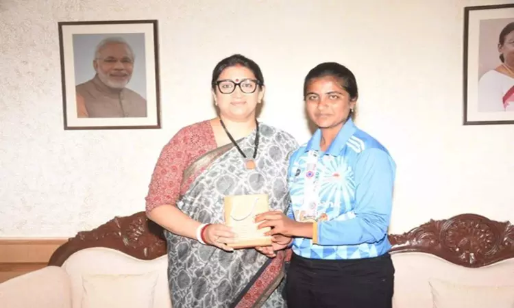 Smriti felicitates gold medal-winning Indian womens blind cricket team