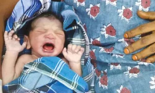 Pregnant woman delivers in ambulance on way to Nagapattinam Govt Hospital