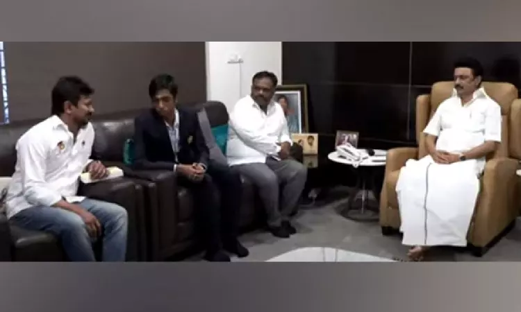 Indian chess prodigy Praggnanandhaa meets CM Stalin, Sports Minister Udhayanidhi Indian chess prodigy Praggnanandhaa meets CM Stalin, Sports Minister Udhayanidhi