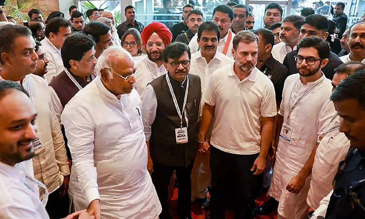 Mumbai: INDIA bloc leaders deliberate in informal setting to set agenda for main meeting Mumbai: INDIA bloc leaders deliberate in informal setting to set agenda for main meeting