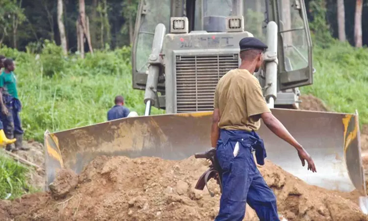CONGO AND UGANDA: Will new roads serve as war compensation?