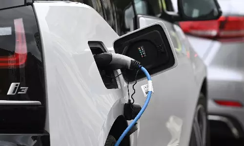 HPCL, Tata Motors ink EV charging pact