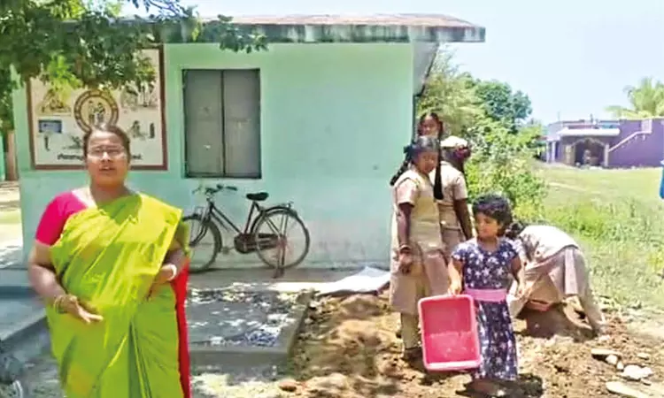 Missing compound wall takes toll on Natrampalli govt school strength Missing compound wall takes toll on Natrampalli govt school strength