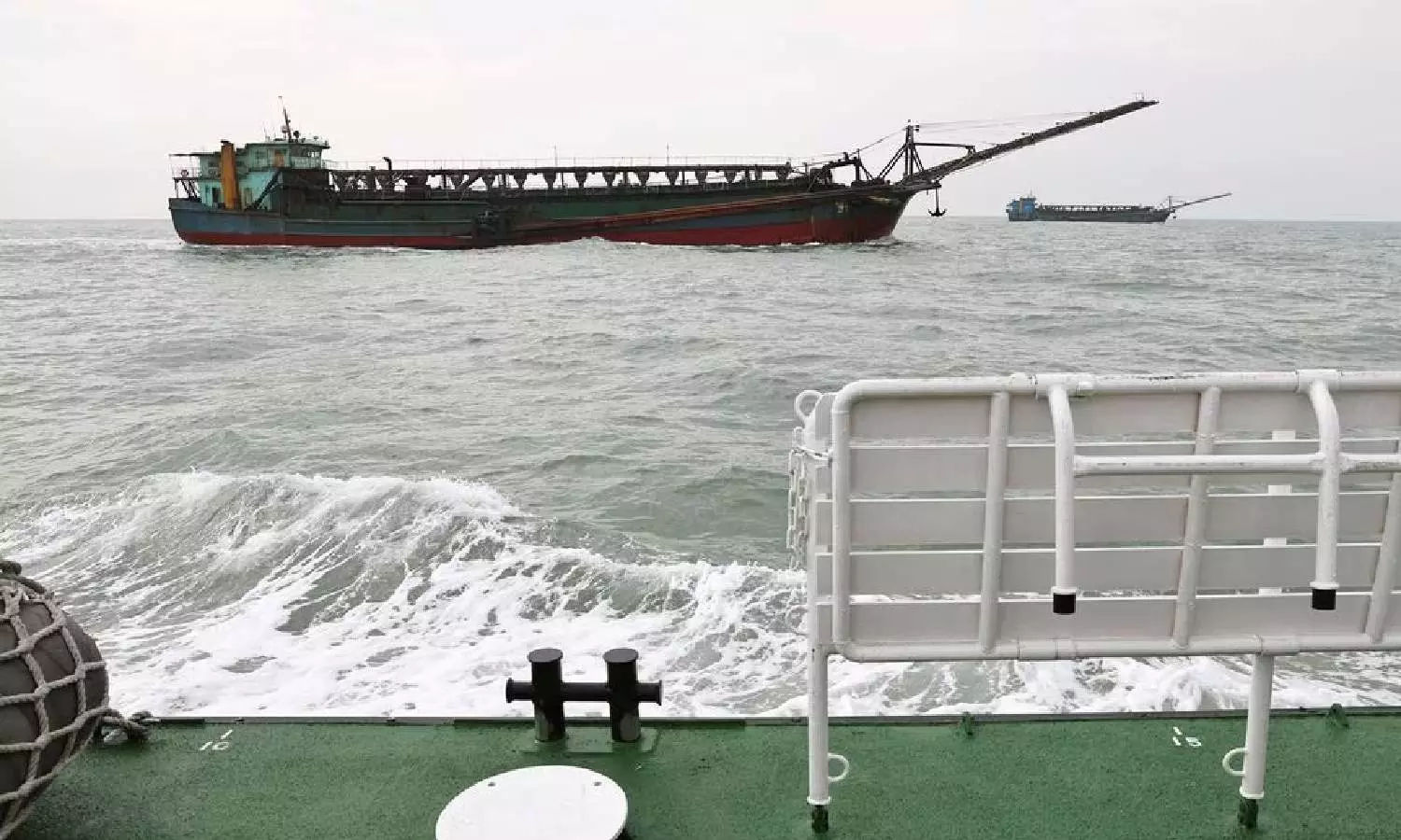 Sand dredging is sterilising ocean floor, UN warns
