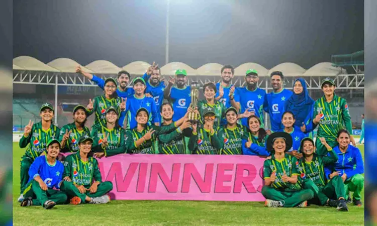 Pakistan beat South Africa by 5 wickets in 3rd Womens T20I