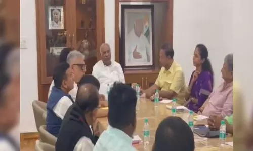 24 INDIA Bloc parties to attend special Parliament session