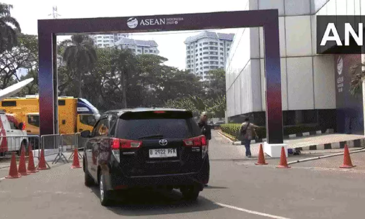 Jakarta decks up for ASEAN-India, PM Modi scheduled to depart today