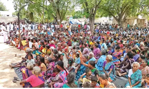 Residents protest borewells on Kollidam