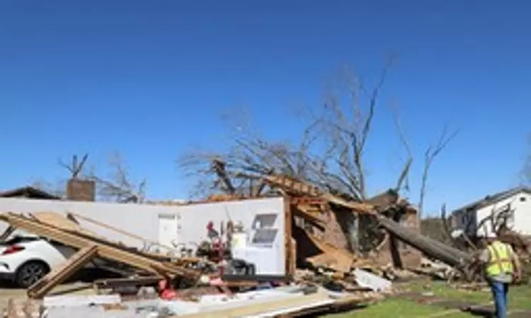 Storm hits US state, thousands without electricity Storm hits US state, thousands without electricity