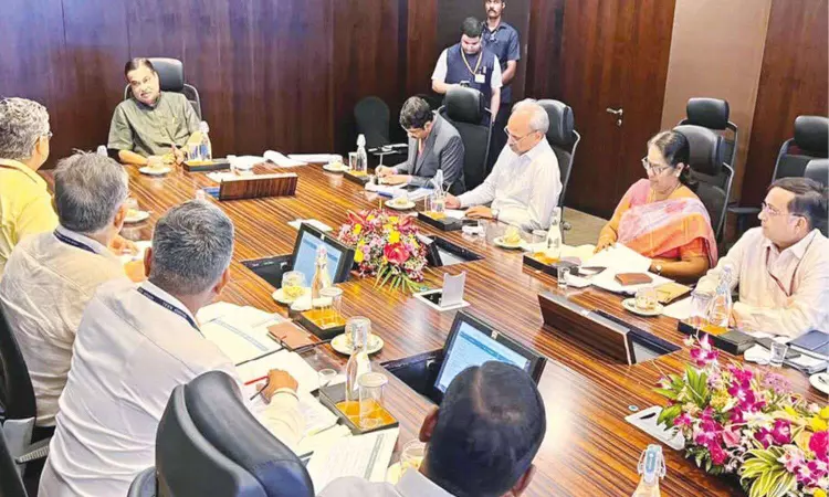 Chennai-B’luru drive to take 2 hrs from Jan, claims Gadkari