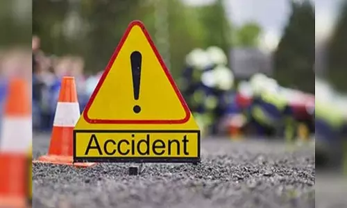 Four people killed as car collides head-on with truck in Cheyyur