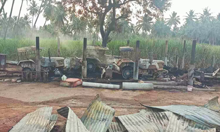 Namakkal arson: Caste feud suspected