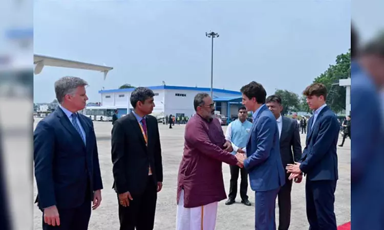 Justin finally flies out from Delhi, after aircraft troubles sorted Justin finally flies out from Delhi, after aircraft troubles sorted