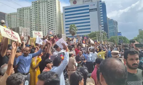 Techies in Hyderabad come out in support of Chandrababu Naidu