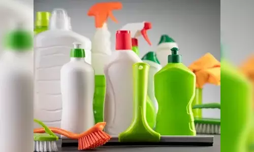 Your cleaning products may be emitting hundreds of toxic chemicals