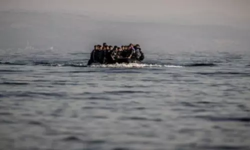 Record number of migrants arrive on Italian island