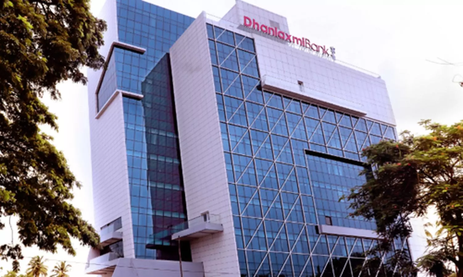 Levelling serious charges against Board, Dhanlaxmi Bank Director resigns
