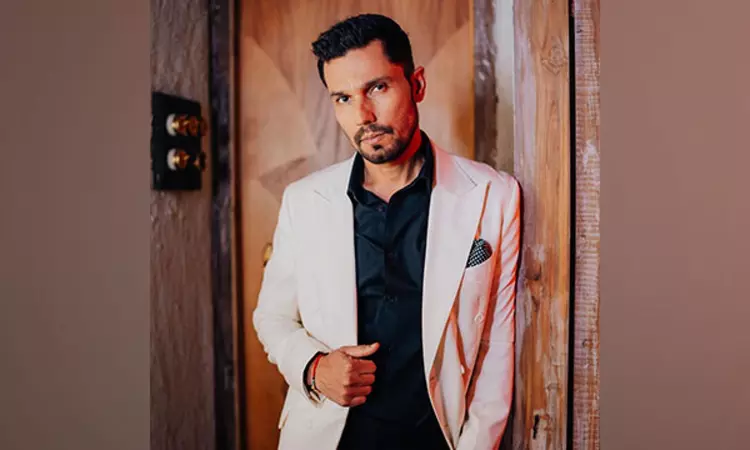 Life happens to you when you are planning something else: Hooda on his music video debut in Zohrajabeen