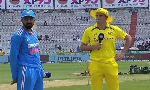 India wins toss, opts to bowl against Australia in 1st ODI