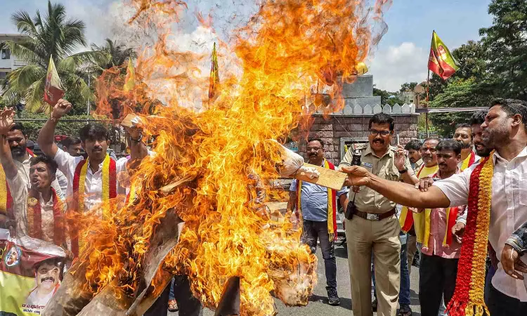 Protests spread over Cauvery issue in Karnataka; home minister says police well prepared