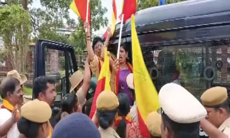 Cauvery row: Karnataka Rakshana Vedike members stage protests in Udupi