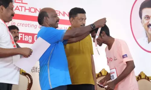 Ma Subramanian inaugurates Red Run marathon in Chennai