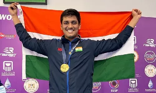 Indian 10m air rifle team clinches gold with world record score