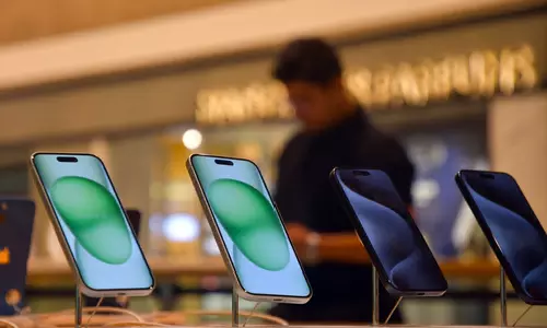 Mobile phone exports from India cross Rs 45,000 cr in April-Aug period