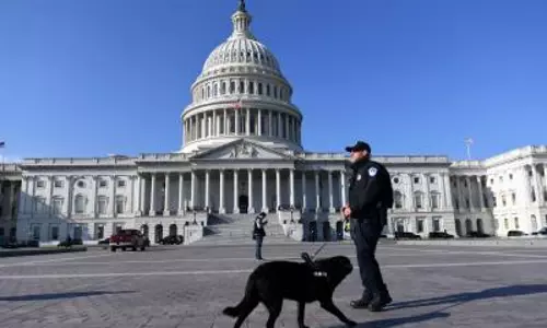 US Senate unanimously passes formal dress code