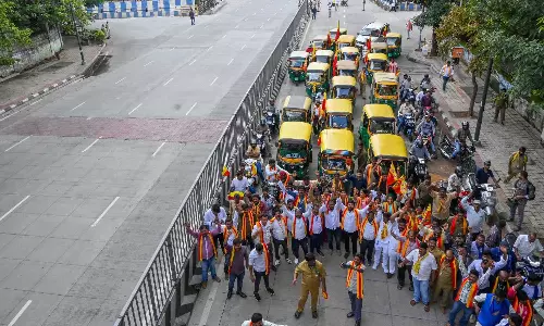 Karnataka bandh over Cauvery issue disrupts normal life in Bluru & southern parts of State