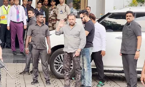 Airport diaries: Salman looks dapper at private jet terminal in Kalina