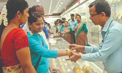 Gold price jumps by Rs 304 per sovereign in Chennai Gold price jumps by Rs 304 per sovereign in Chennai