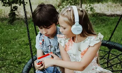The magic of audio deepening travel experience with kids The magic of audio deepening travel experience with kids