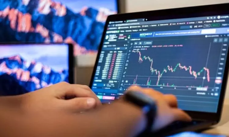 S&P 500 ends near flat; utilities drop, focus on rate outlook S&P 500 ends near flat; utilities drop, focus on rate outlook